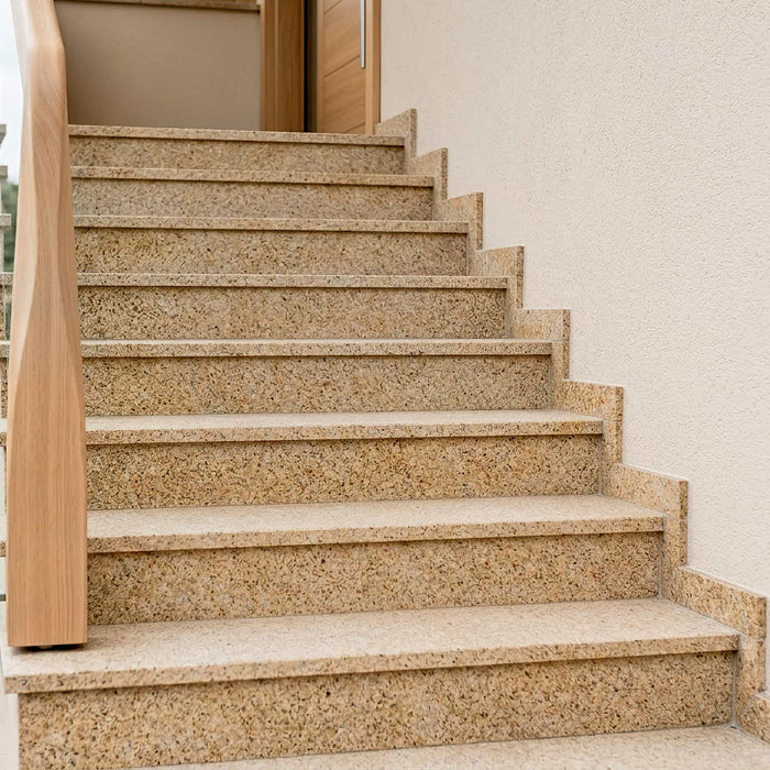 Escalier extérieur en granit Jaune Savane à Nancy