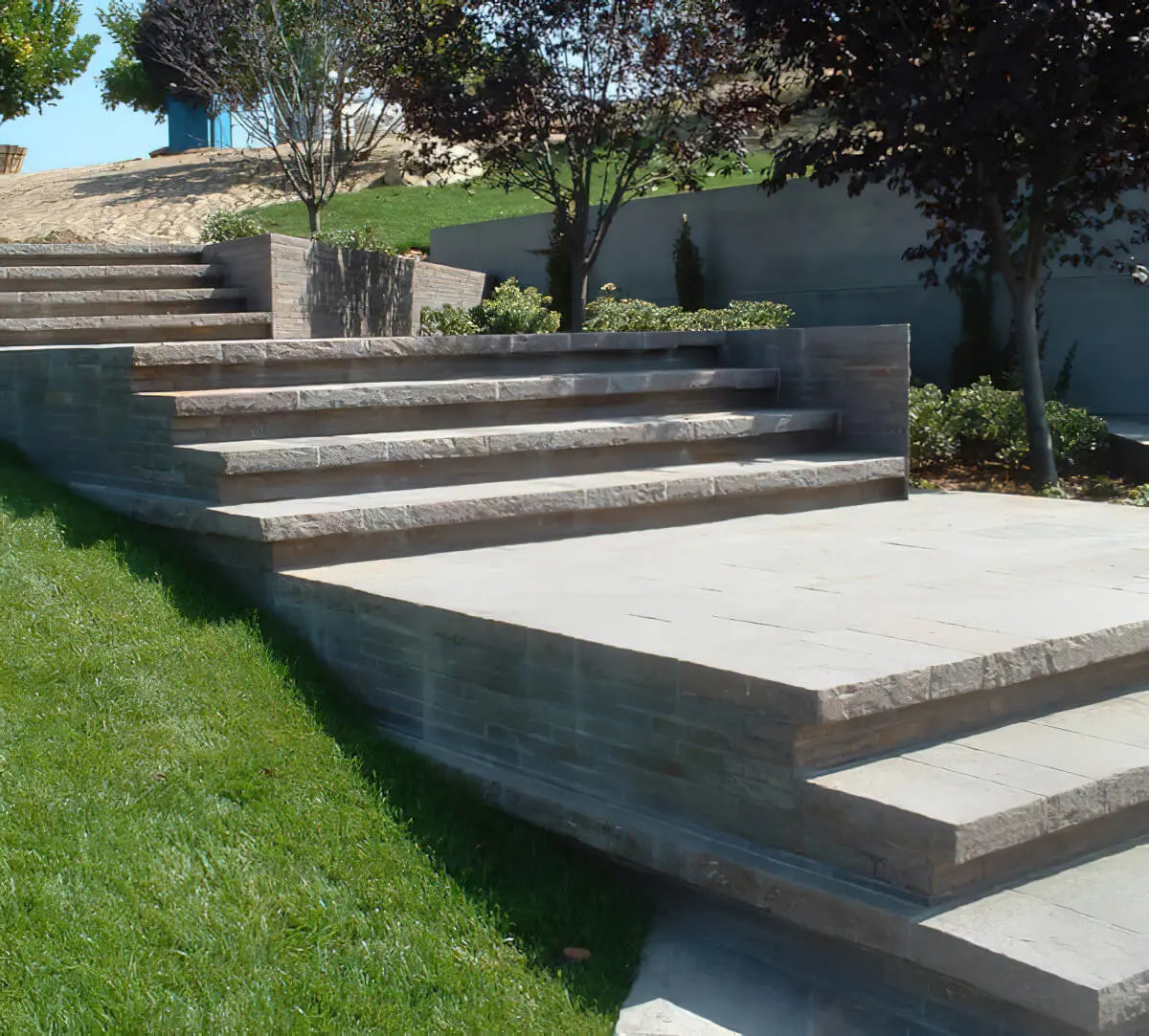 Marche d'escalier en PORPHYRE