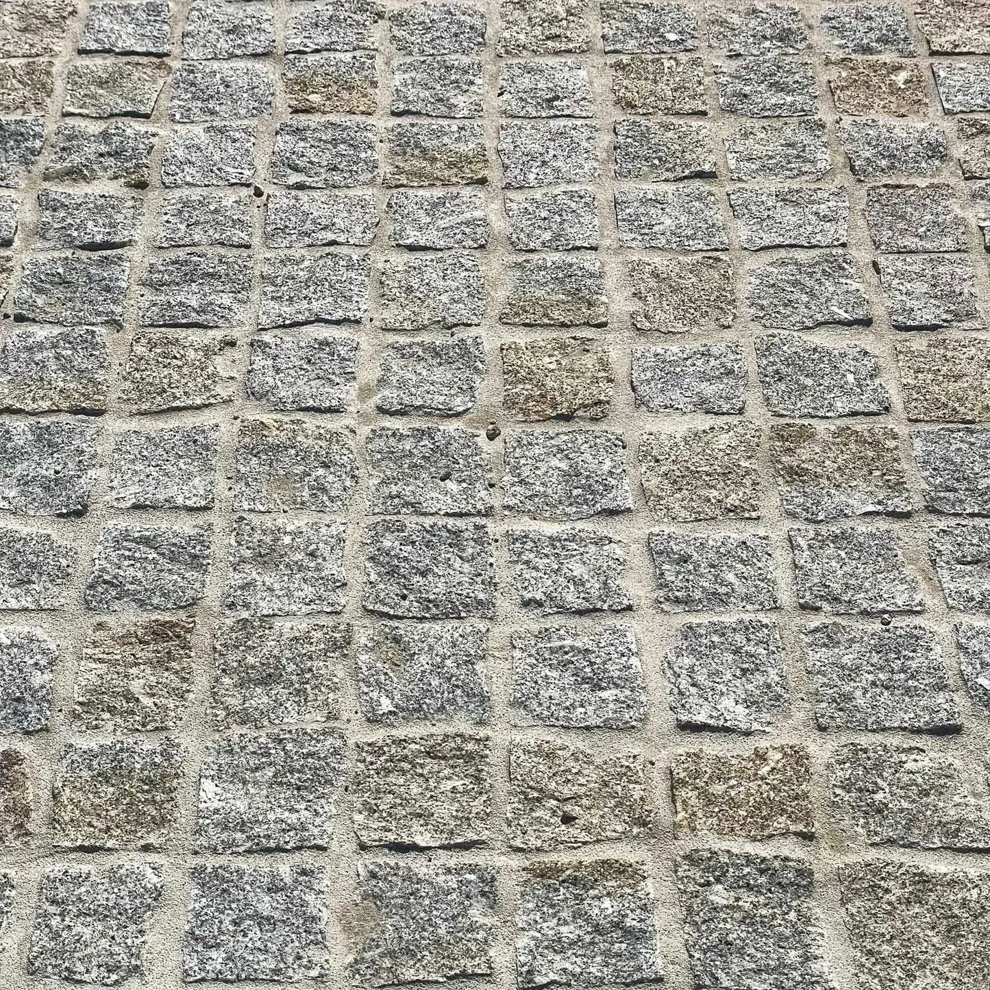 Pavé en GRANIT MIX gris jaune - Minéral Pierre Naturelle
