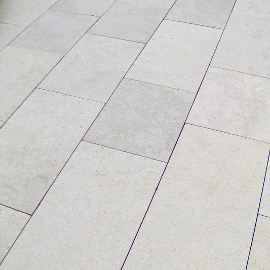 Dallage en pierre calcaire SAINT VALMIER - Minéral Pierre Naturelle