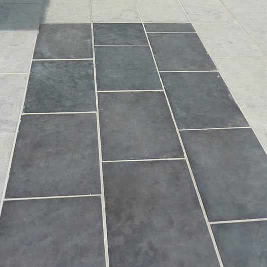 Dallage en BLUE STONE Adouci - Minéral Pierre Naturelle
