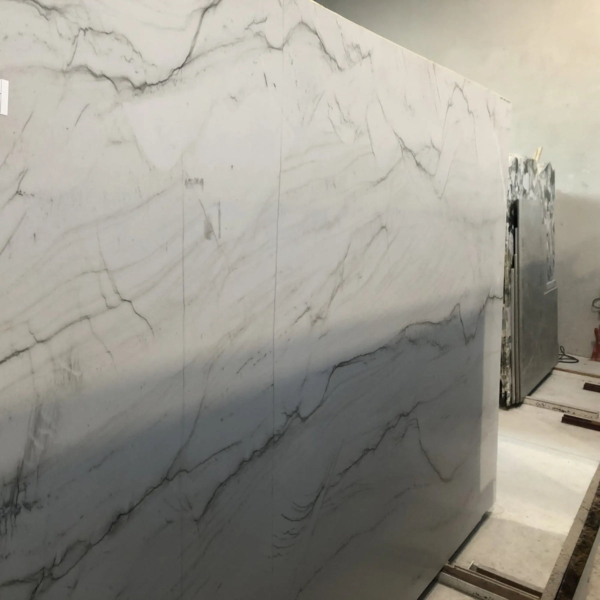 Quartzite CALACATTA BOHEME Minéral pierre naturelle