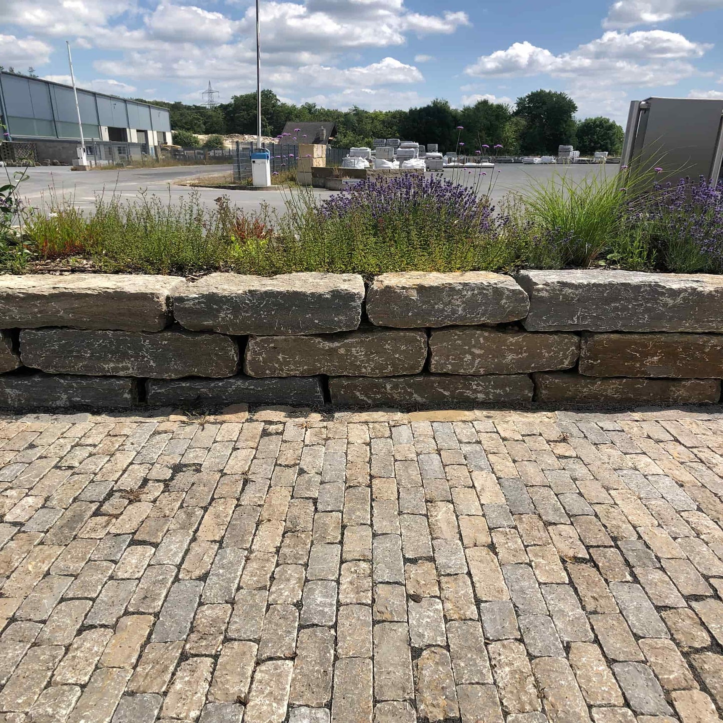 Moellon calibré en pierre calcaire KIRCHHEIMER - Minéral Pierre Naturelle