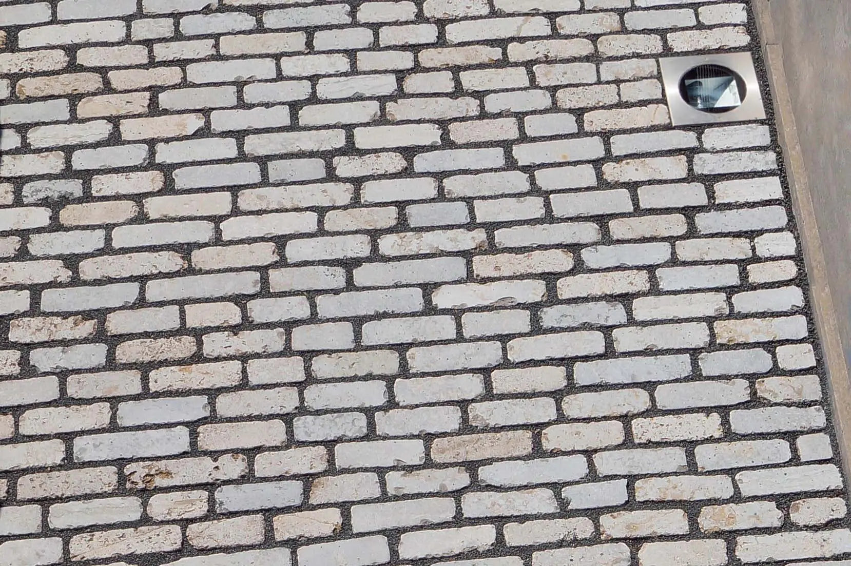 Pavé en pierre calcaire KIRCHHEIMER Naturel - Minéral Pierre Naturelle