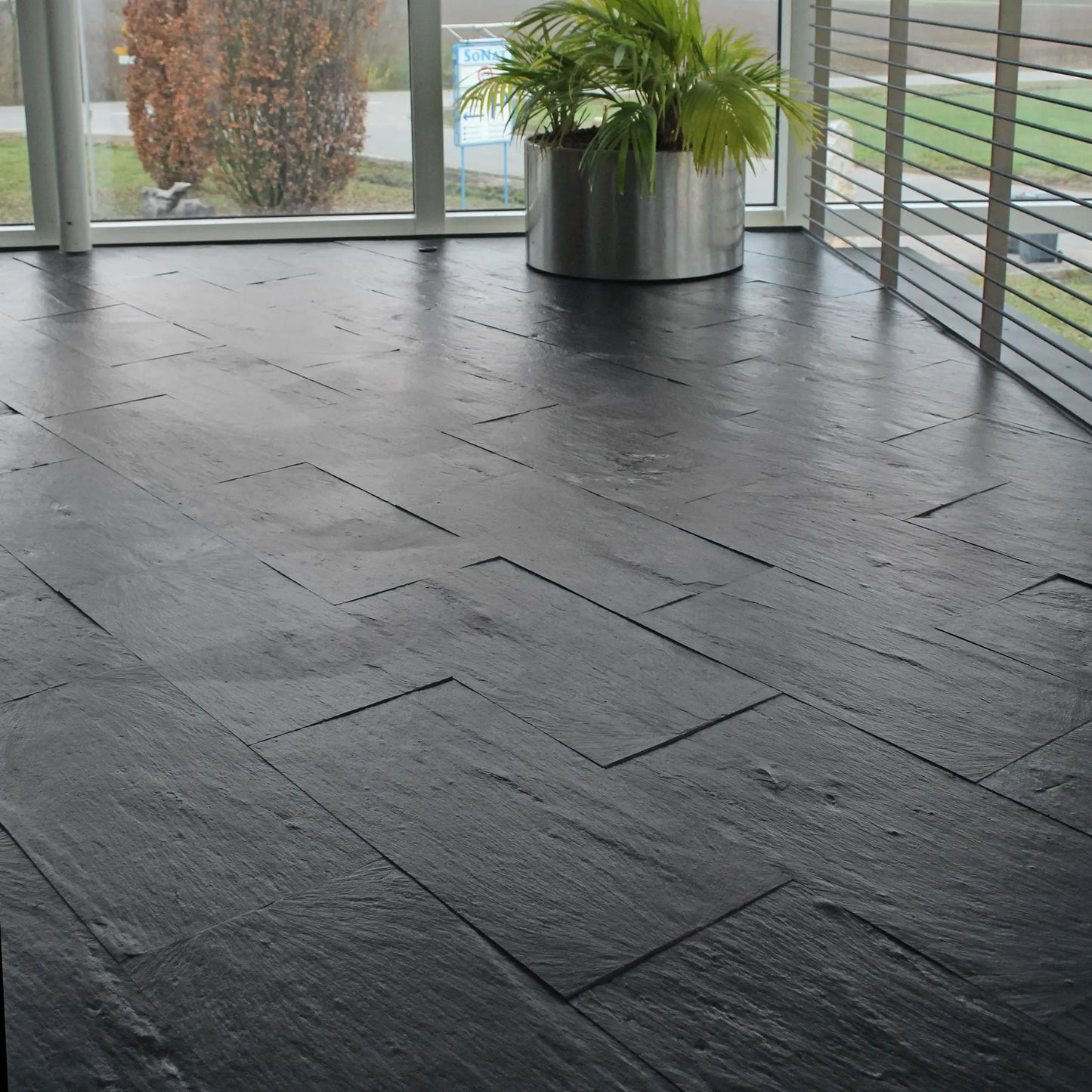 Dallage en ARDOISE NOIRE - Minéral Pierre Naturelle