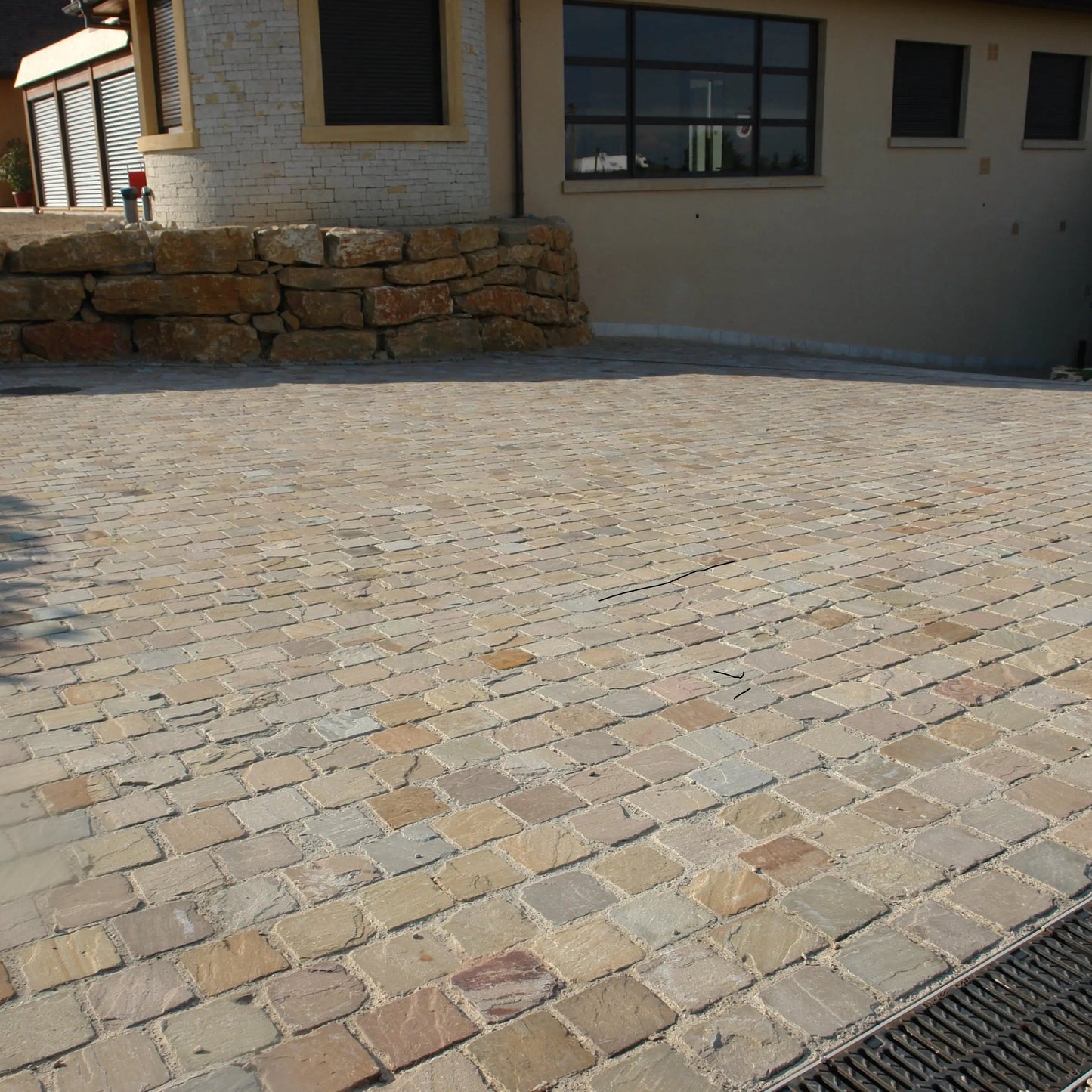 Pavé en grès DORATO - Minéral Pierre Naturelle