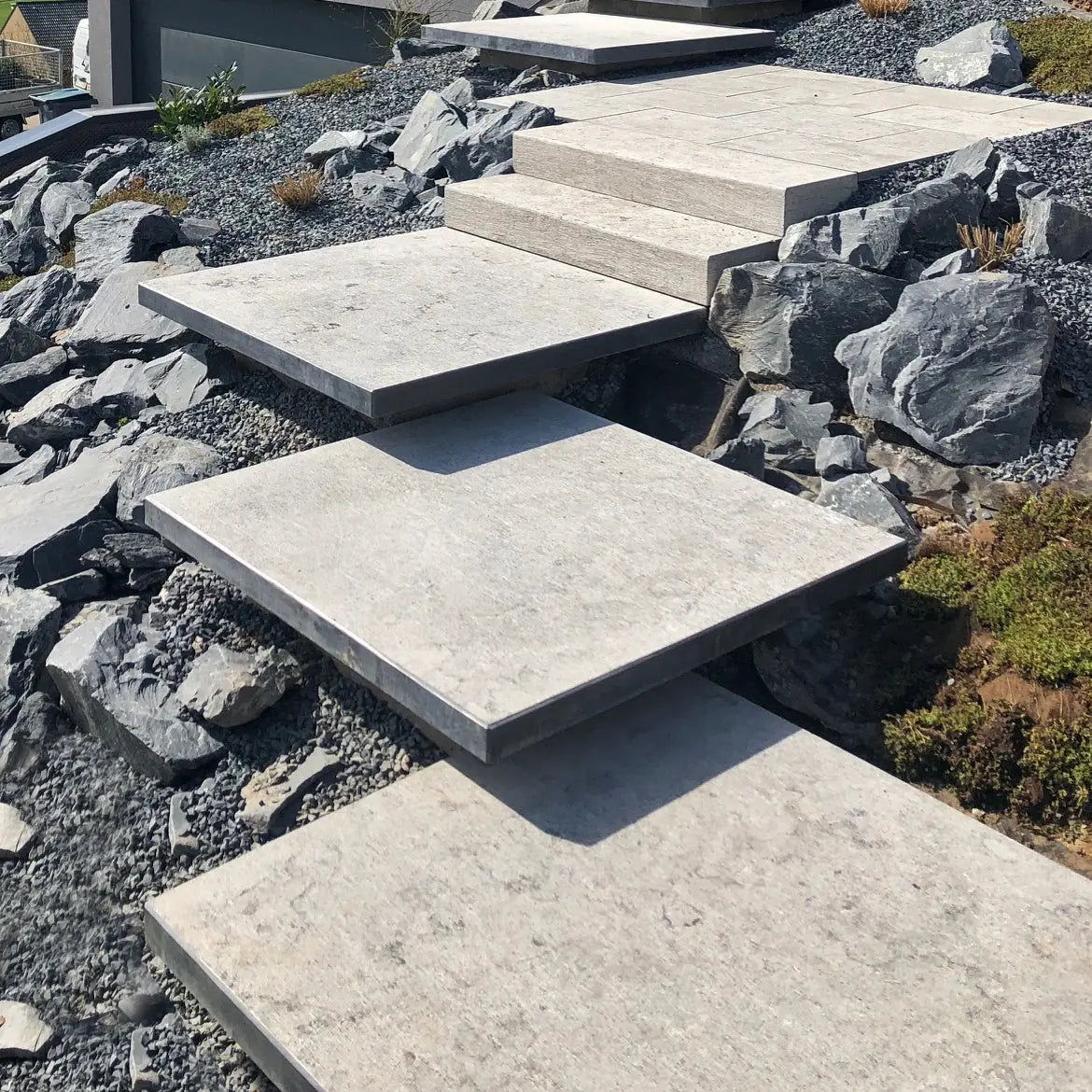 Marche suspendue en BLUE STONE - Minéral Pierre Naturelle