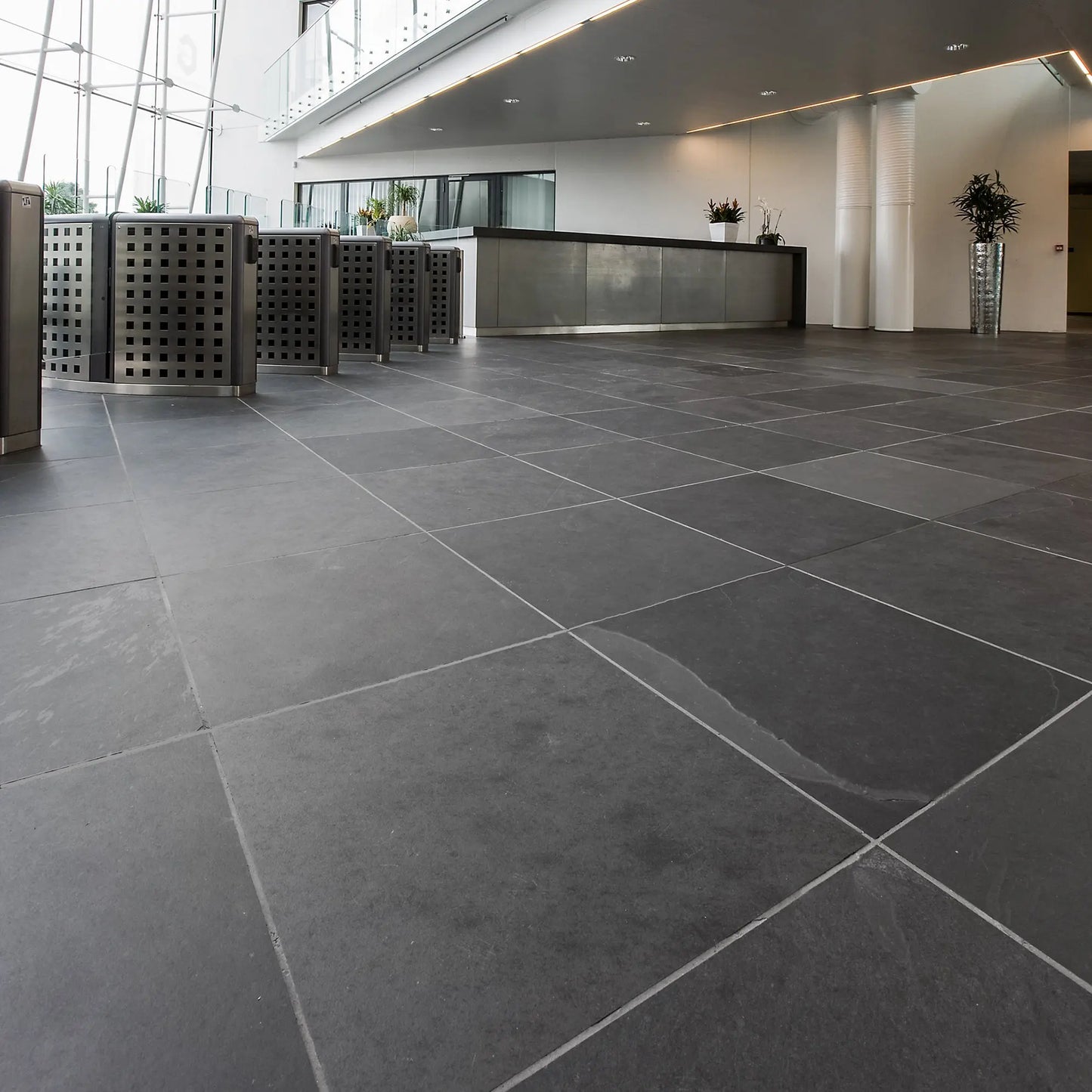 Dallage en SCHISTE GRAPHITE - Minéral Pierre Naturelle