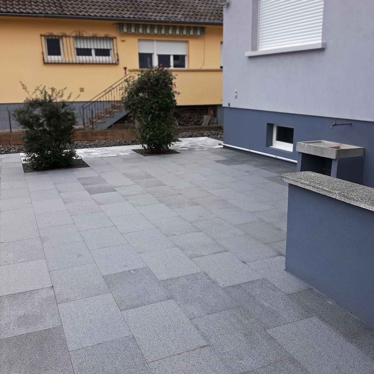 Dallage en granit KURU DARK