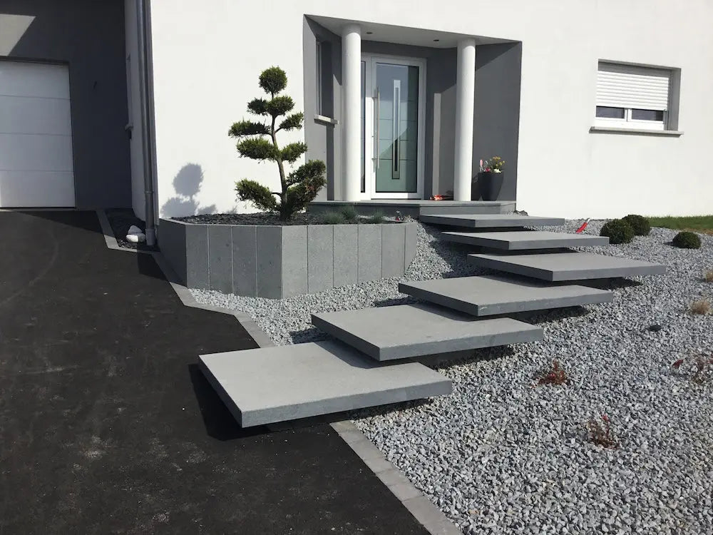 Marche suspendue en granit KURU DARK Minéral pierre naturelle