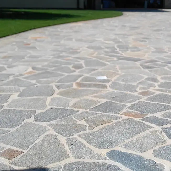 Opus Incertum en QUARTZITE LUZERNE - Minéral Pierre Naturelle