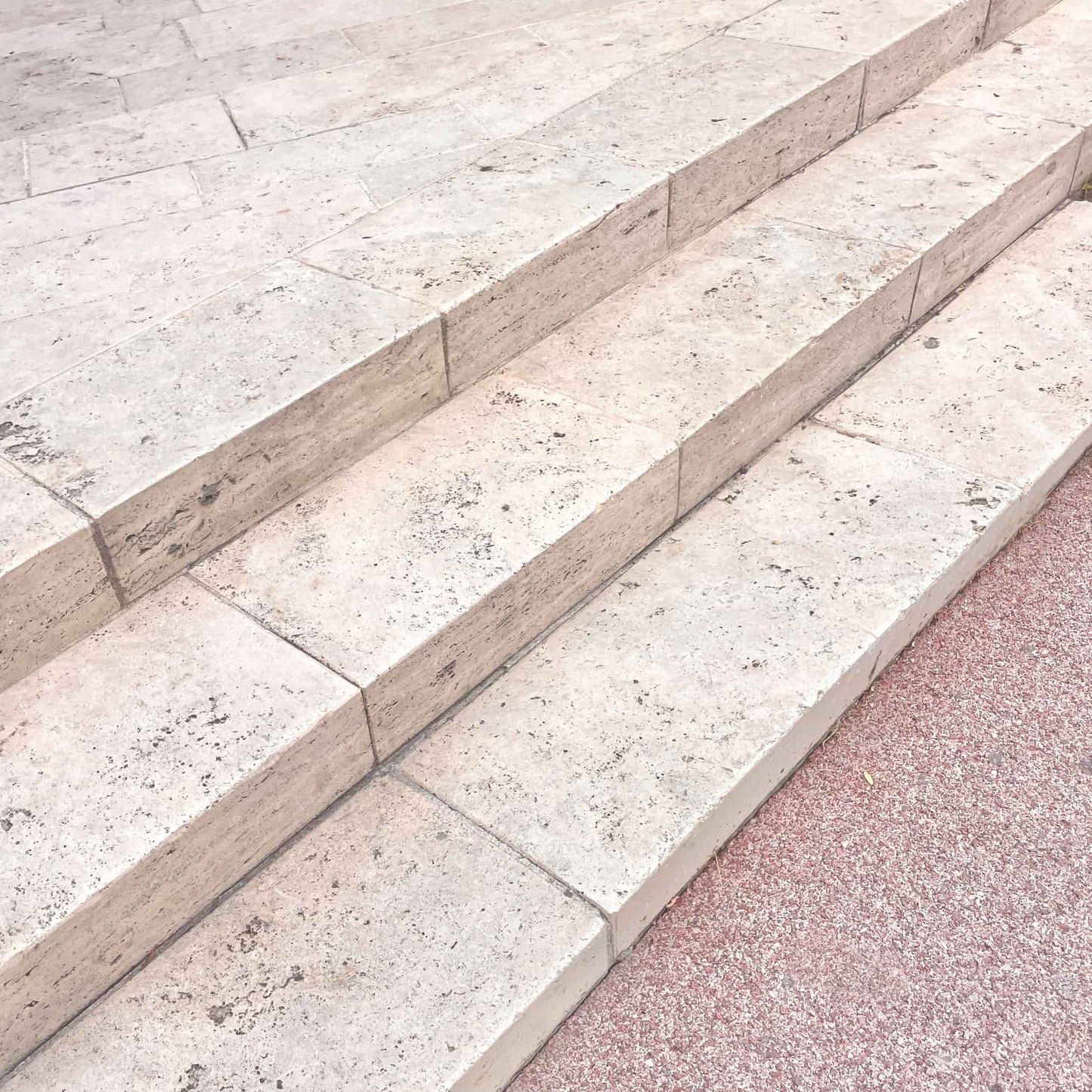 Marche bloc en TRAVERTIN MIX - Minéral Pierre Naturelle