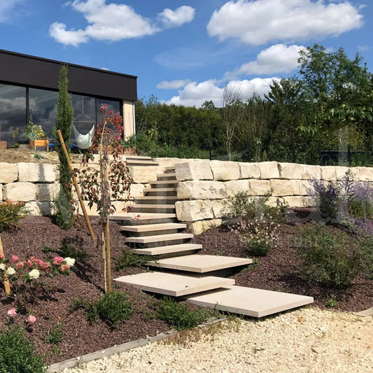 Blocs de soutènement en pierre calcaire JURA - Minéral Pierre Naturelle