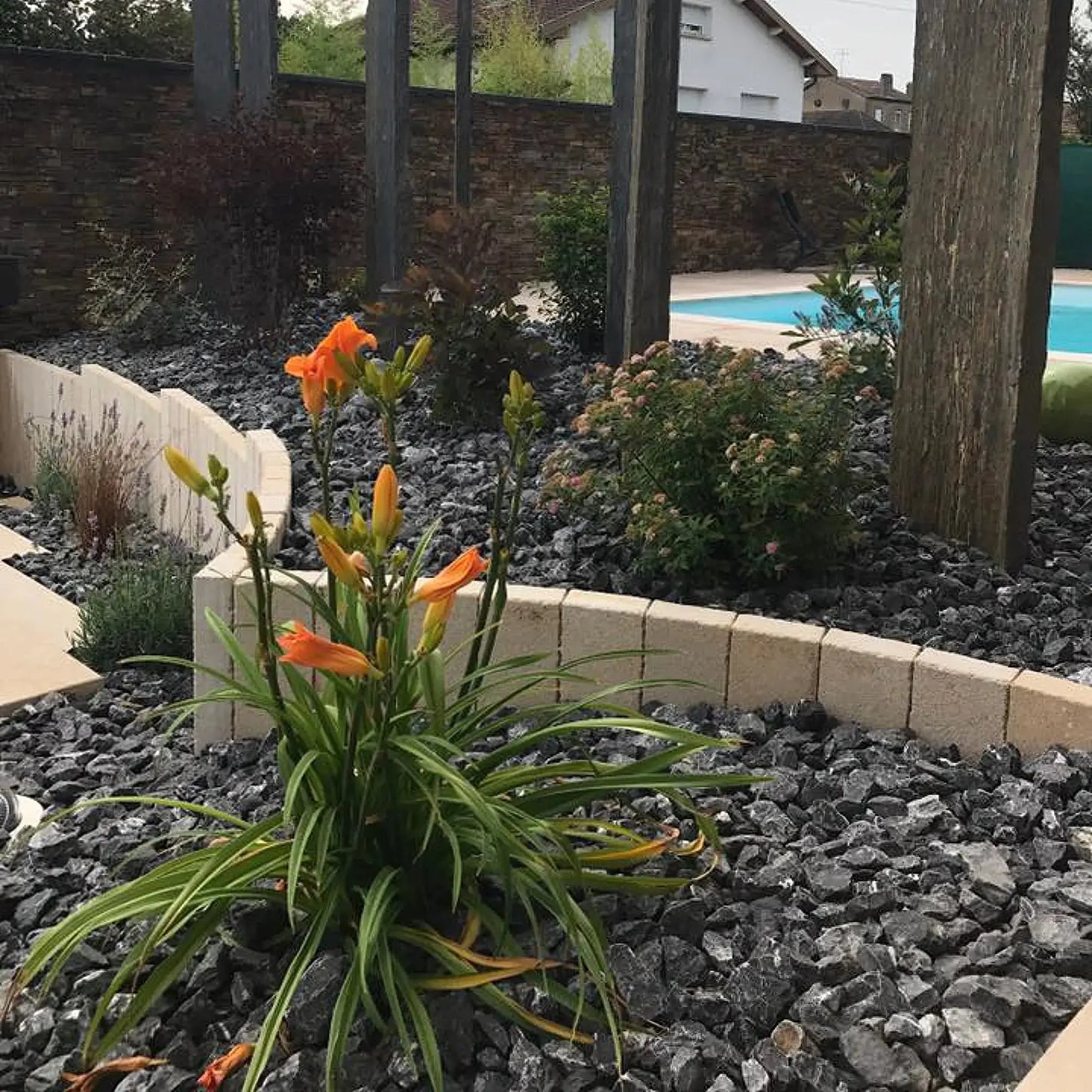 Gravier concassé NOIR DES ARDENNES - 8/16 mm - Minéral Pierre Naturelle