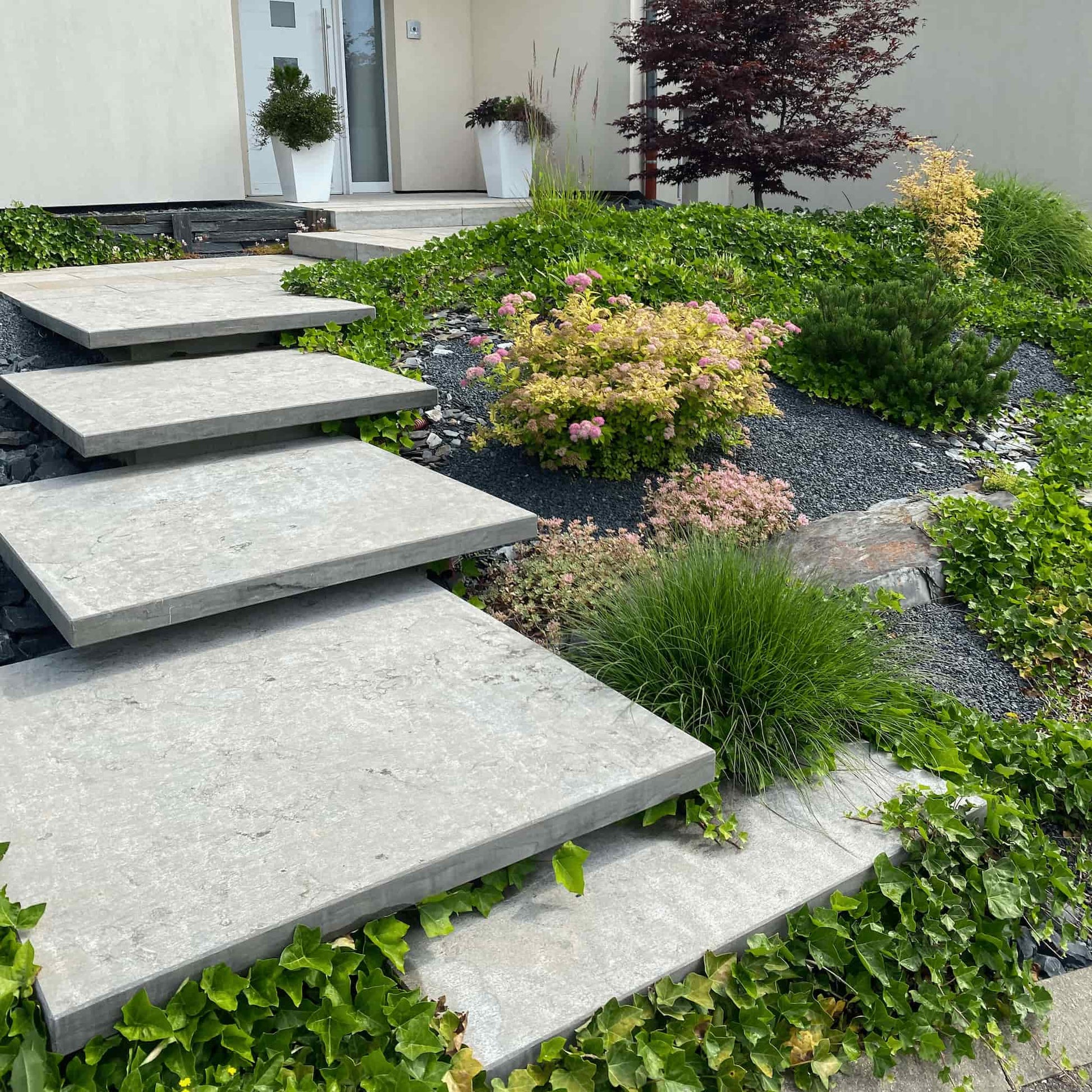 Marche suspendue en BLUE STONE - Minéral Pierre Naturelle