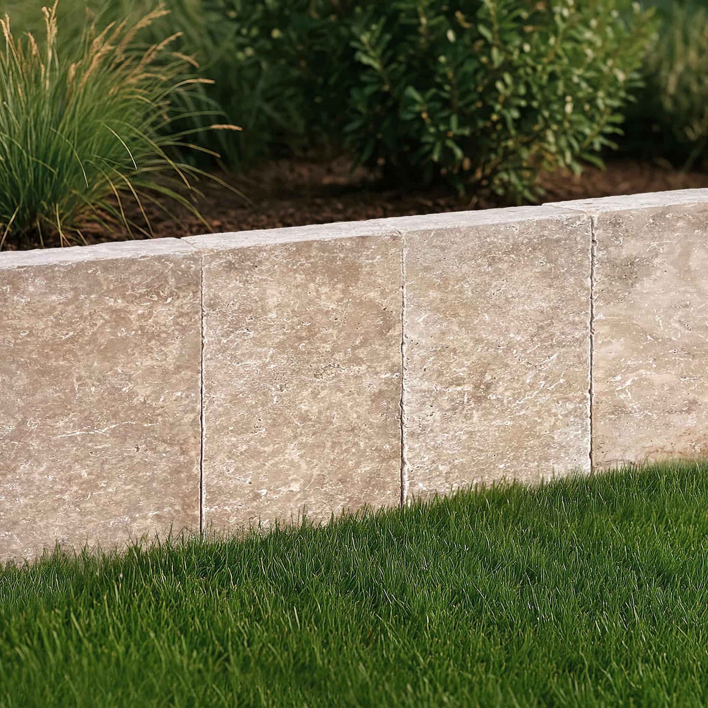 Palissade en TRAVERTIN MIX - Minéral Pierre Naturelle