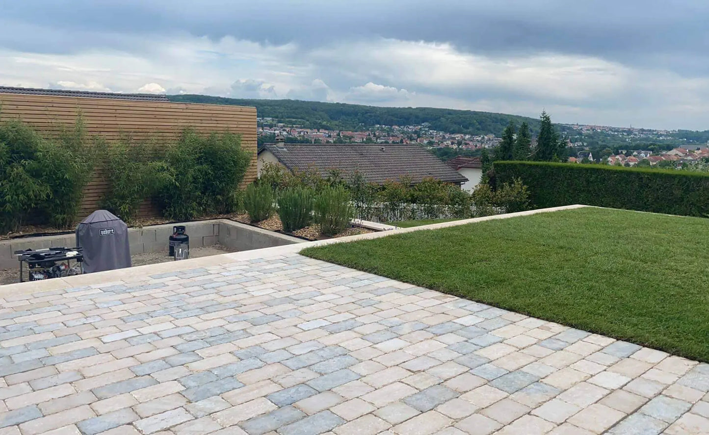 Pavé en pierre calcaire ALMENDRA MIX scié - Minéral Pierre Naturelle