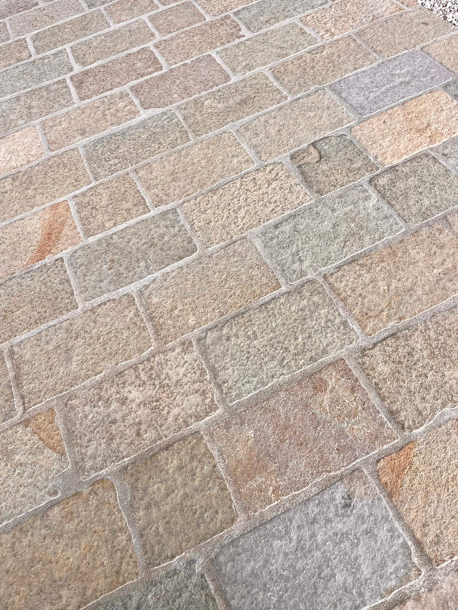 Pavé en pierre calcaire LIMA BEIGE - Minéral Pierre Naturelle