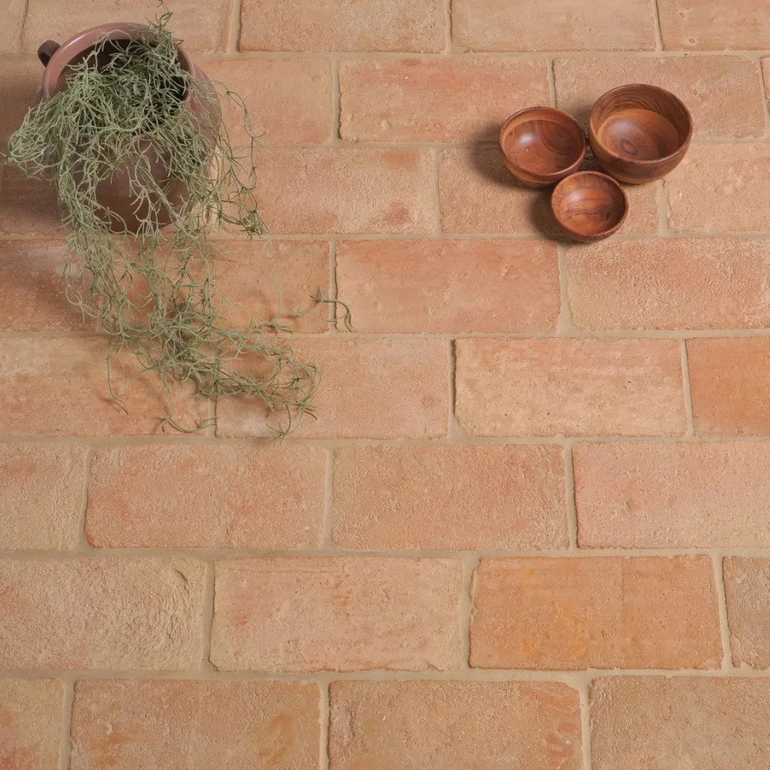 Tomette rectangulaire 30x15 cm - Terre cuite artisanale pleine masse Minéral pierre naturelle