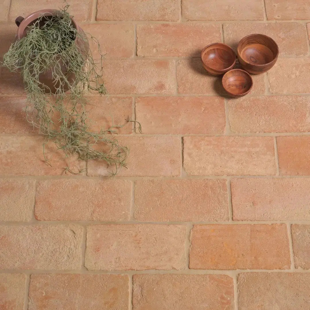 Tomette rectangulaire 30x15 cm - Terre cuite artisanale pleine masse Minéral pierre naturelle