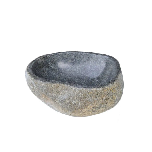 Vasque taillée dans un galet naturel, intérieur marbre gris brillant. Pièce unique, finitions soignées, dimensions 28-35 cm, évacuation incluse.