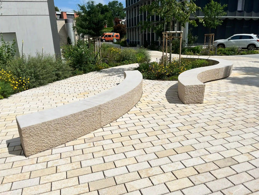 Pavés ALMENDRA grenaillé : Réalisations sur mesure Minéral Pierre Naturelle