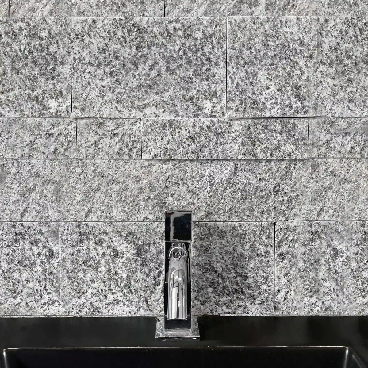 Parement en Gneiss ALPINA WHITE Brut Minéral pierre naturelle