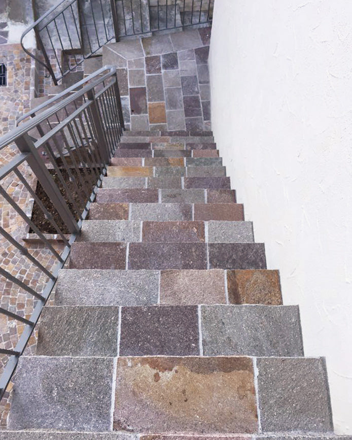 Marche d'escalier en PORPHYRE