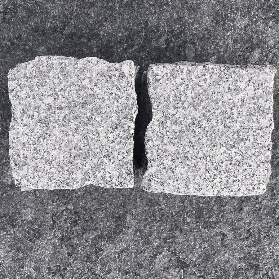 Pavé en granit SILVERSAND Flammé