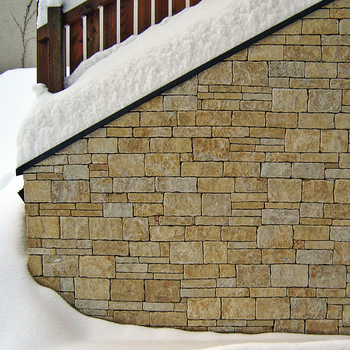 Parement en pierre calcaire ROMANE BEIGE + Angles