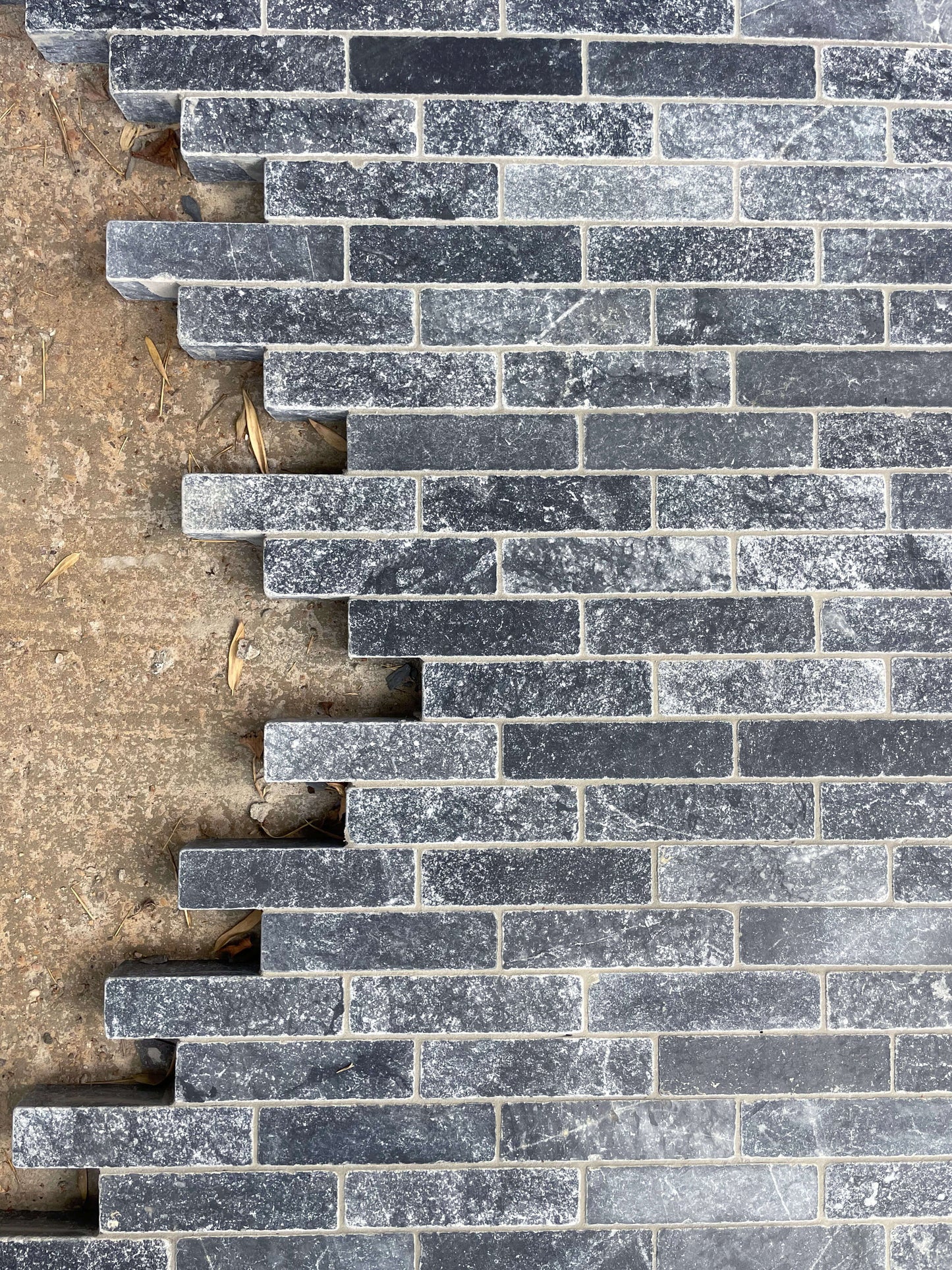 Pavé briquette en Pierre Bleue OCEAN BLUE