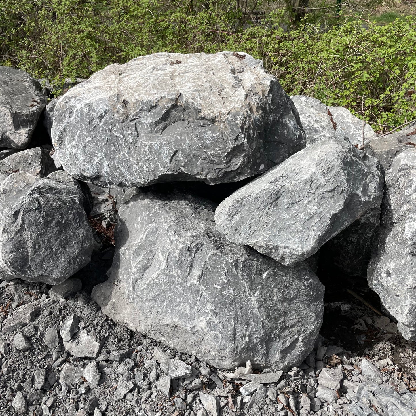 Rochers en GRIS DES ARDENNES