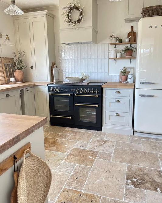 Dallage en TRAVERTIN RUSTIC