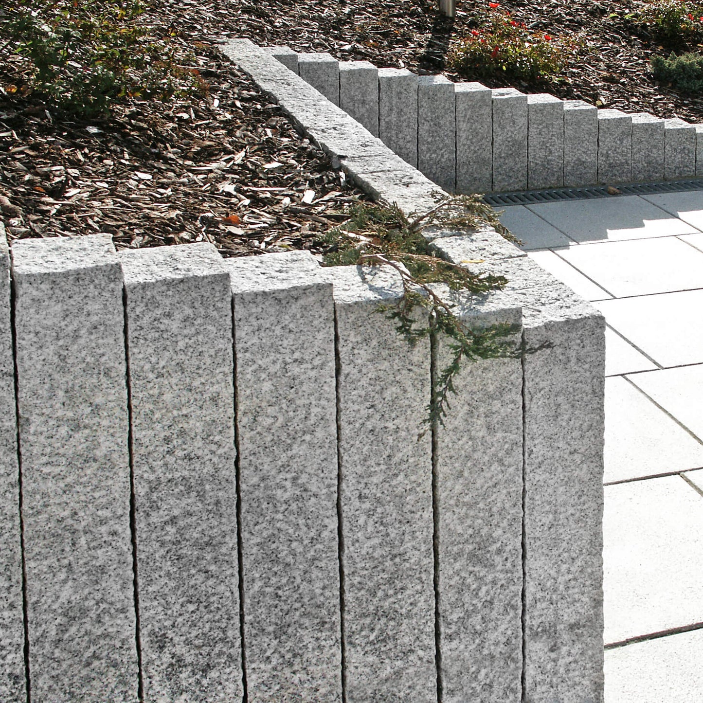 Palissade en granit SILVERSAND Broché