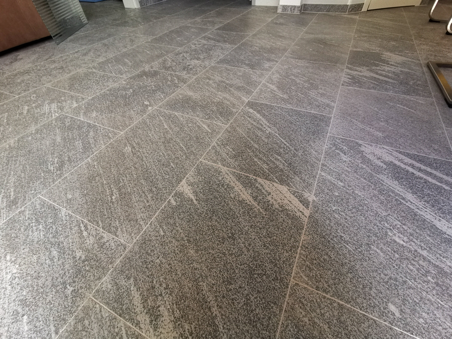 Dallage en Gneiss ALPINA WHITE Adouci