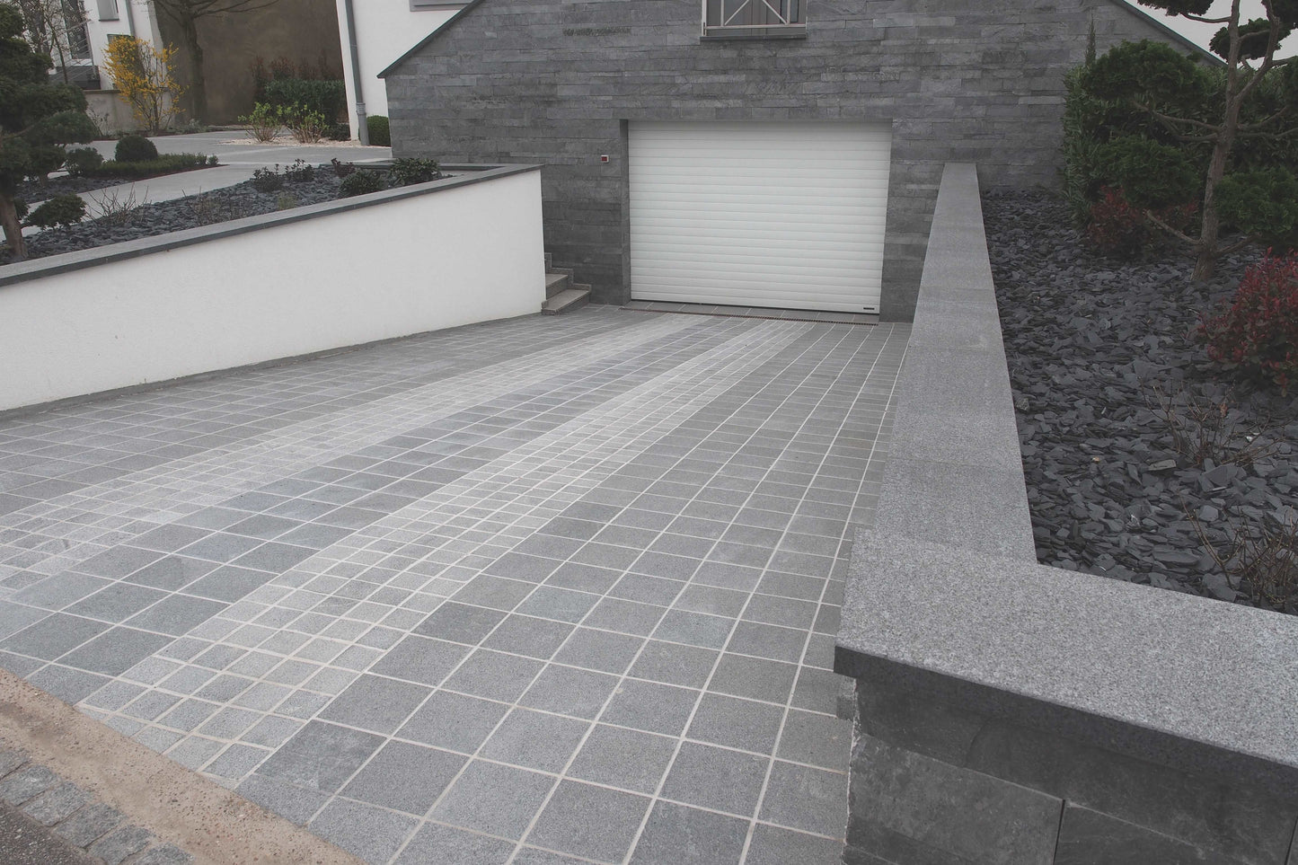 Pavé en granit KURU DARK