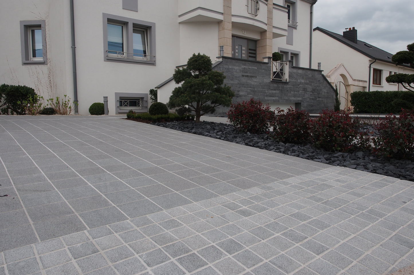 Pavé en granit KURU DARK
