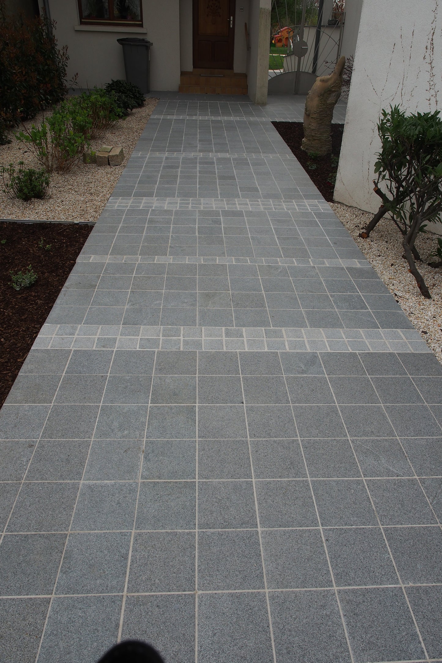 Pavé en granit KURU DARK