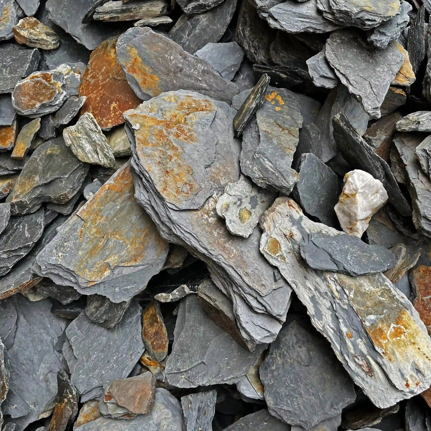 Paillage d'ARDOISE ROUILLÉE Minéral pierre naturelle