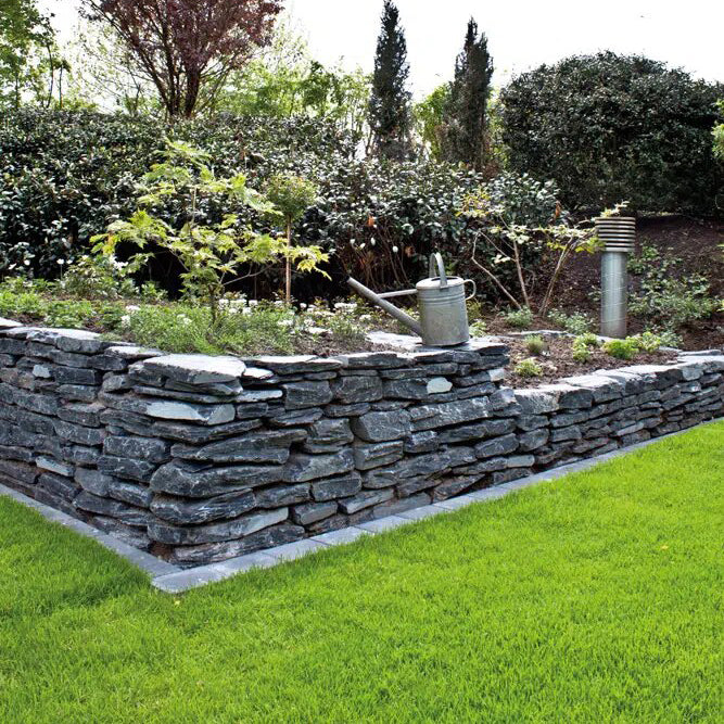 Moellon brut pour mur sec en SCHISTE BLACK SLATE AZUL
