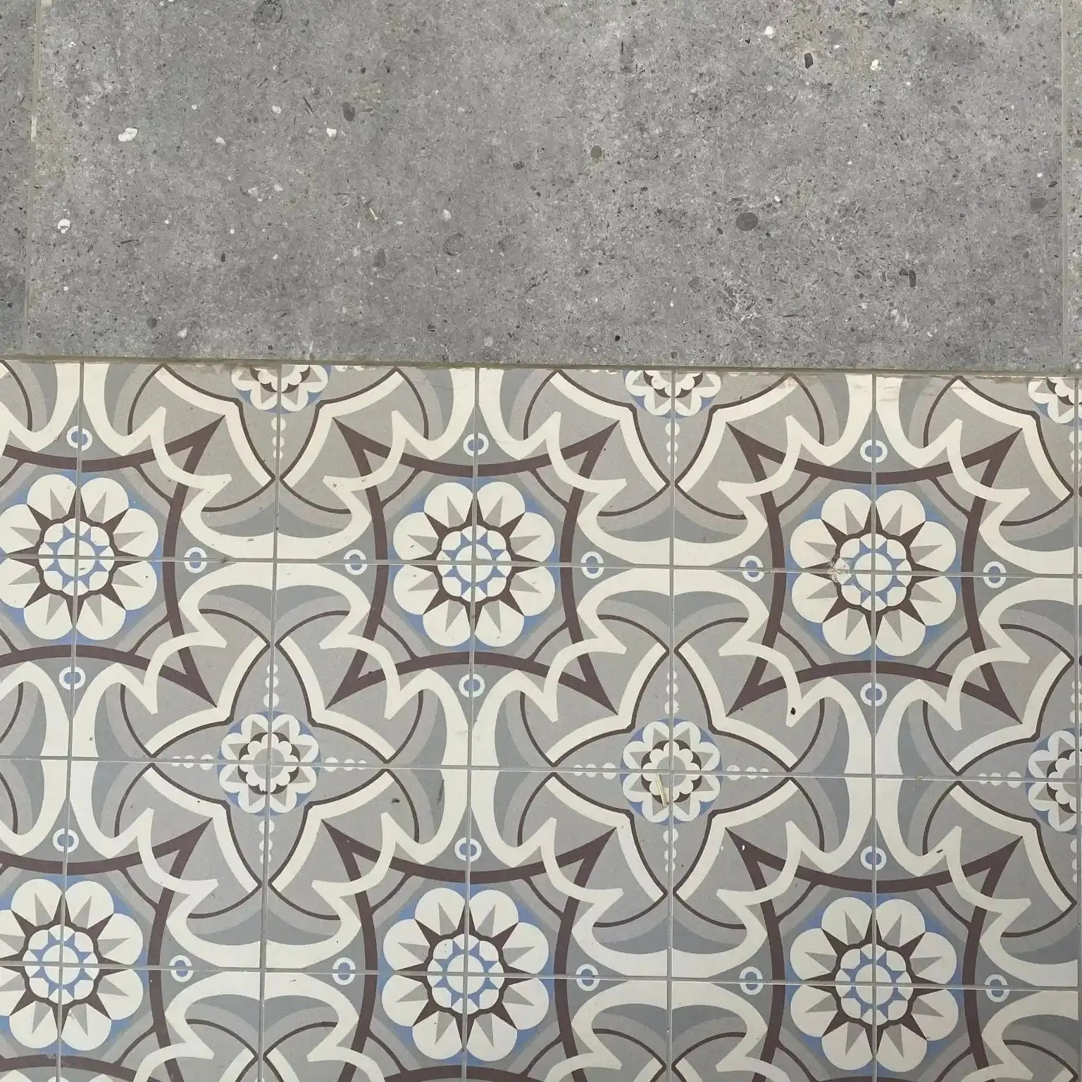 Carrelage effet carreau de ciment ancien BASIL Minéral pierre naturelle