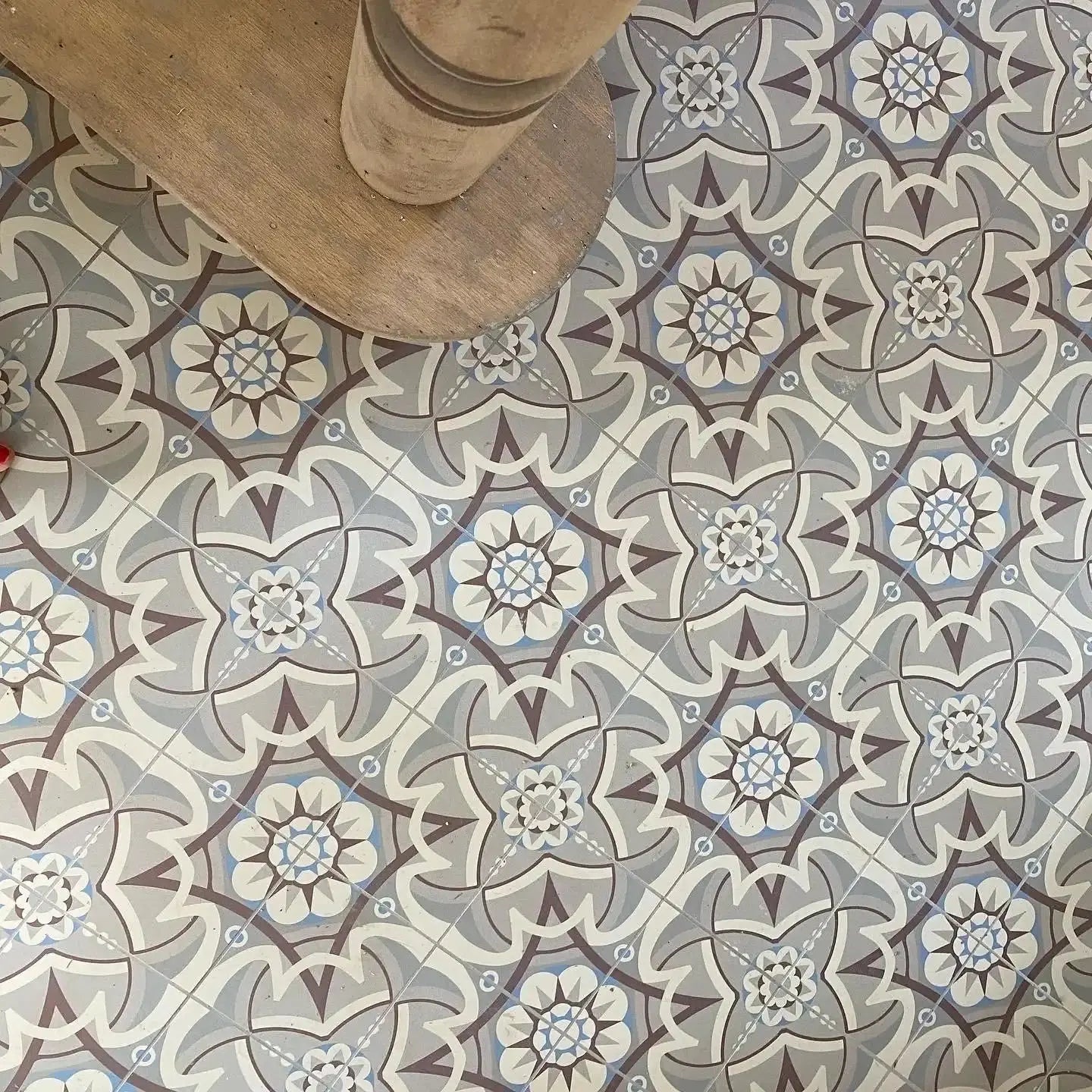 Carrelage effet carreau de ciment ancien BASIL Minéral pierre naturelle