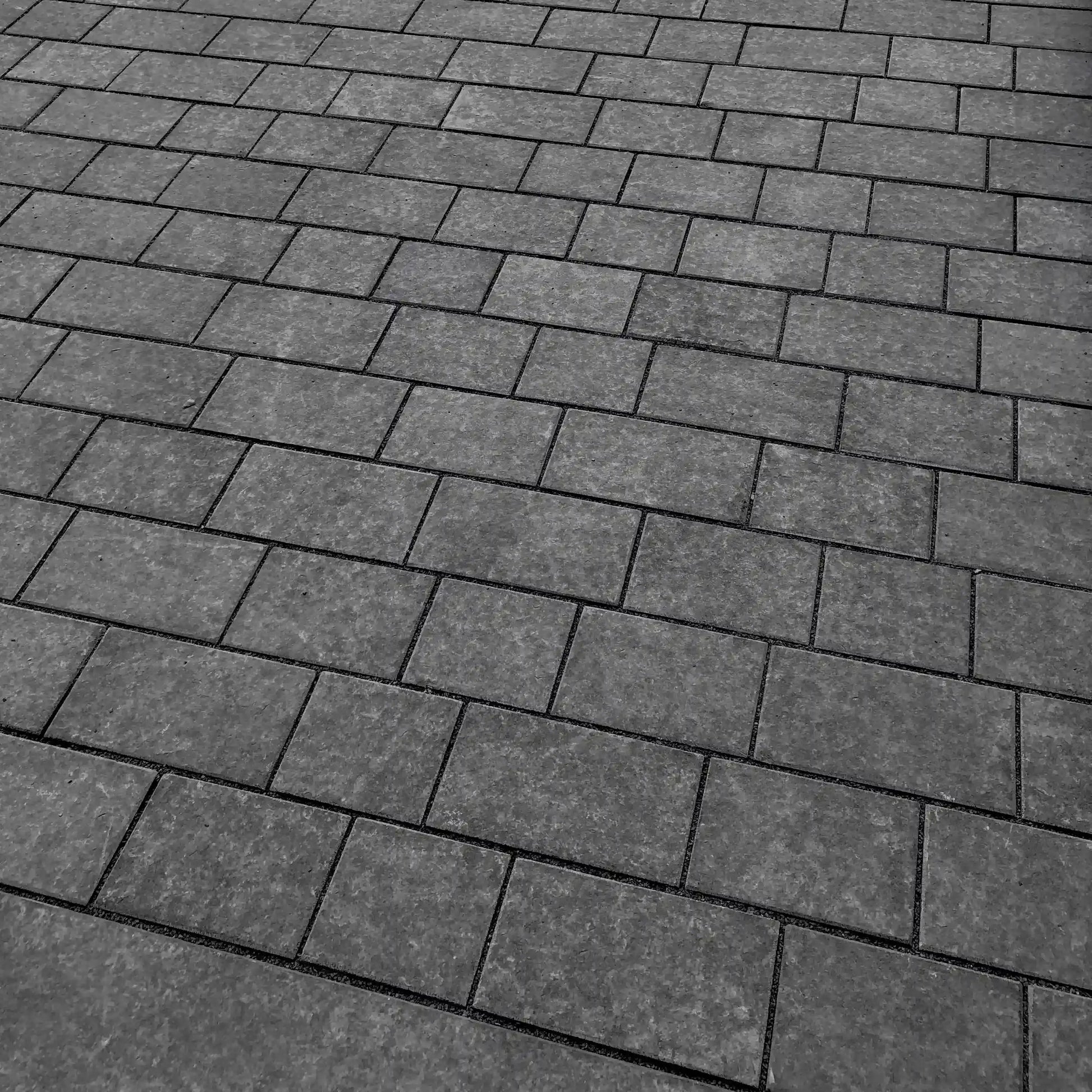 Pavé en BASALTE SUPER BLACK flammé Minéral pierre naturelle