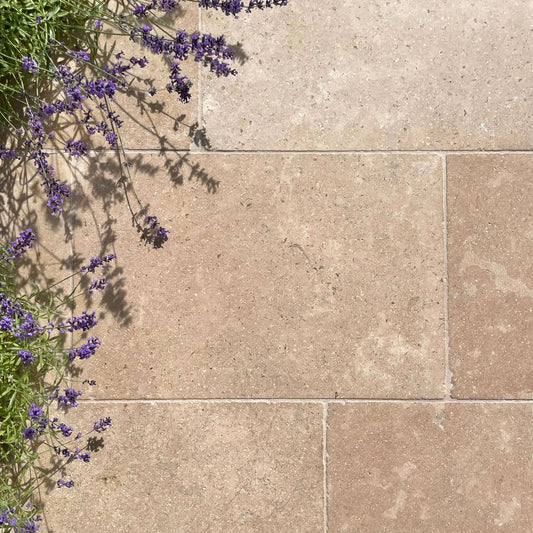 Dallage Pierre Calcaire Sinai PEARL beige, Sol extérieur, finition vieillie