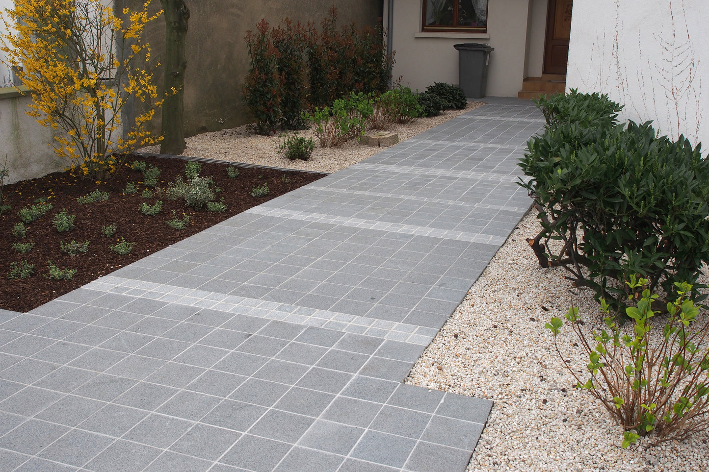 Pavé en granit KURU DARK