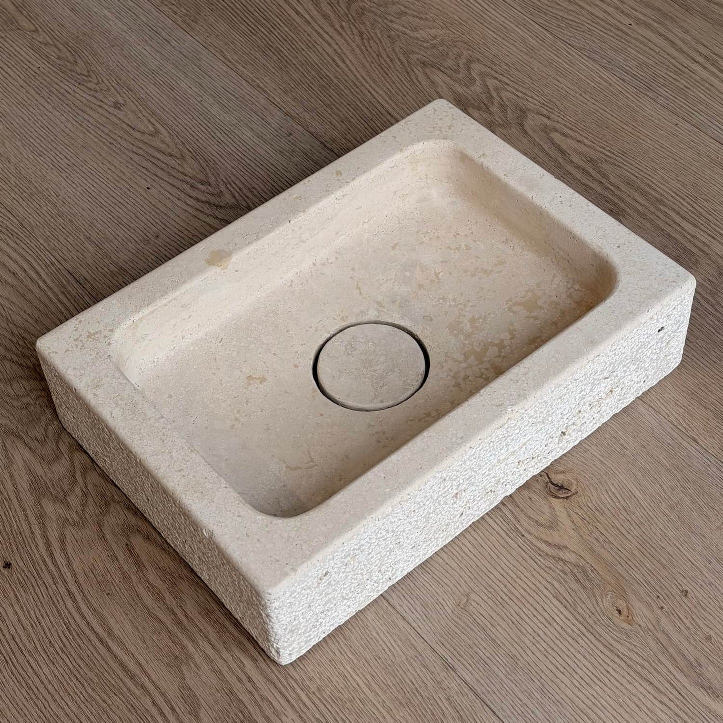 Vasque rectangulaire en TRAVERTIN ROMAIN