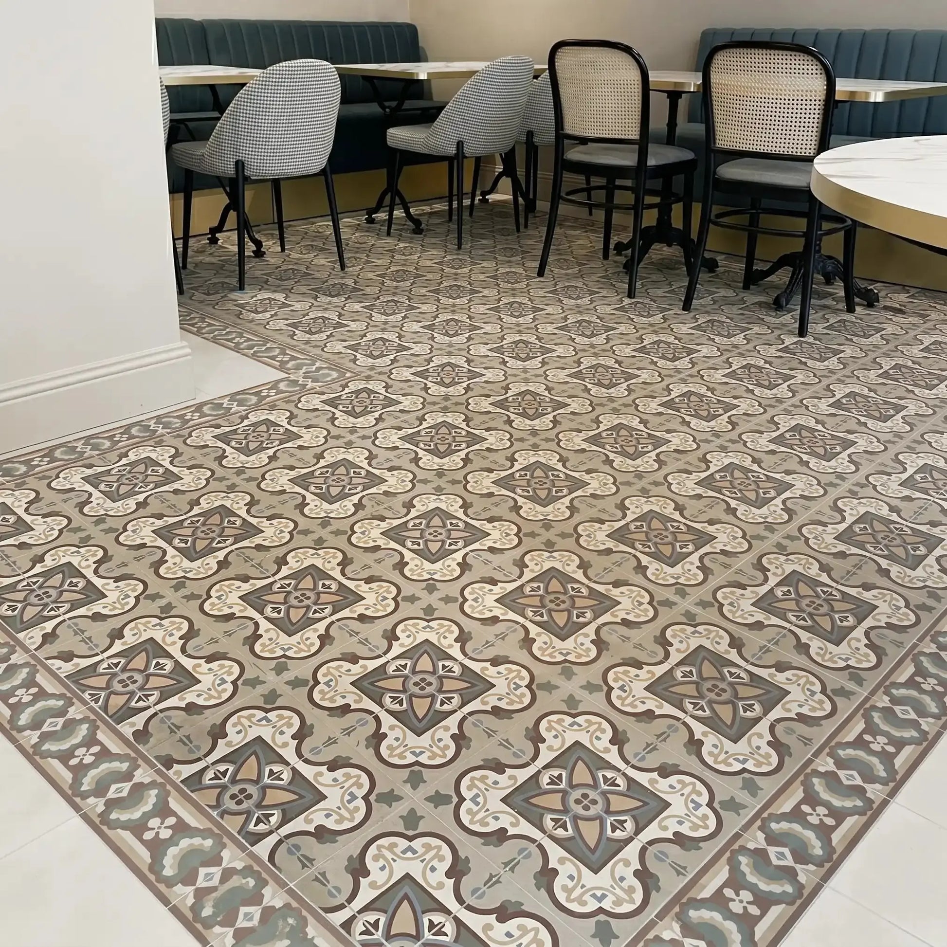 Carrelage effet carreau de ciment ancien HECTOR Minéral pierre naturelle