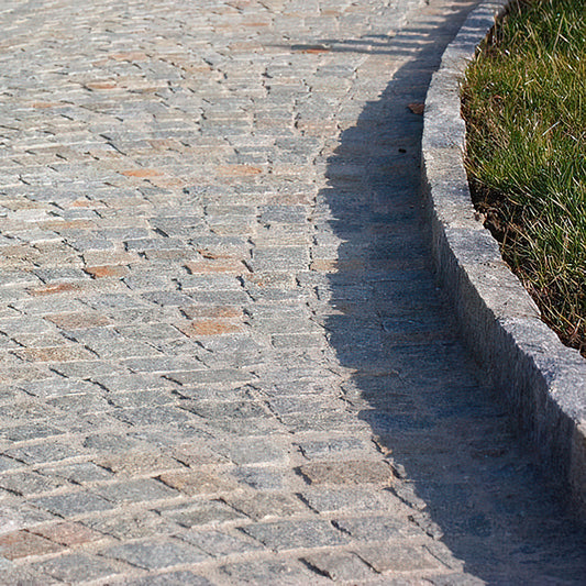 Pavé en PIERRE DE LUZERNE