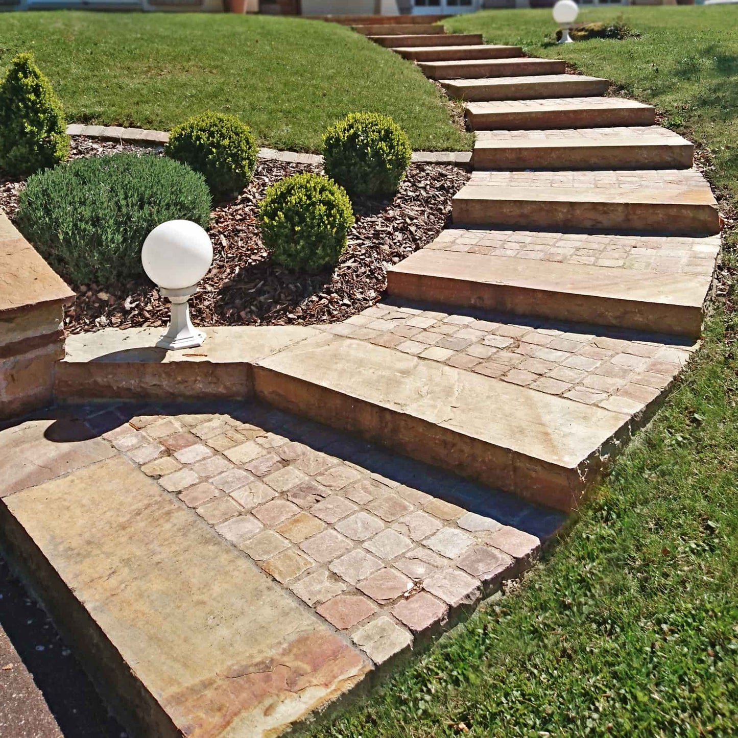 Marche bloc en grès DORATO Minéral pierre naturelle