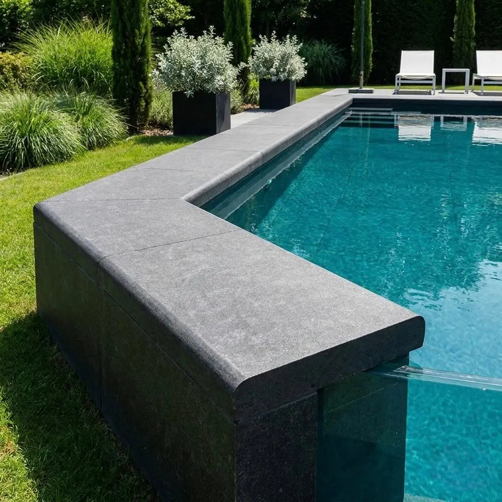 Margelle en BASALTE SUPER BLACK - Épaisseur 6 cm Minéral pierre naturelle